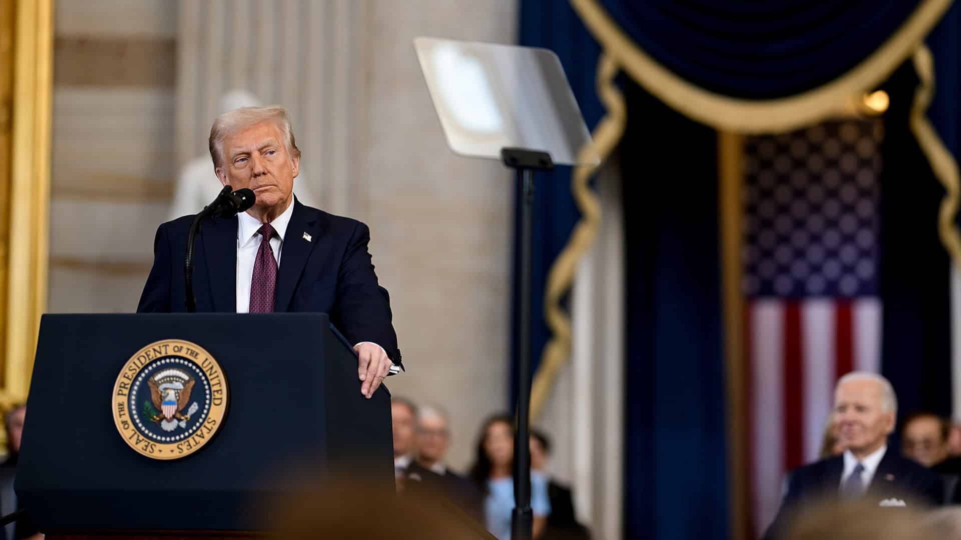 Corte de apelaciones de EU restablece temporalmente los aranceles de Donald Trump